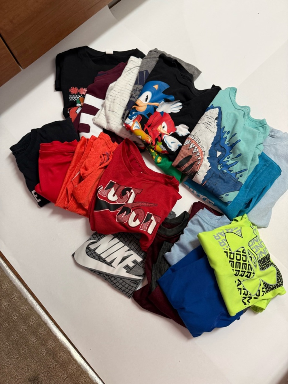 Kids Graphic Tees & Athletic T-Shirts - Nike, Under Armor
